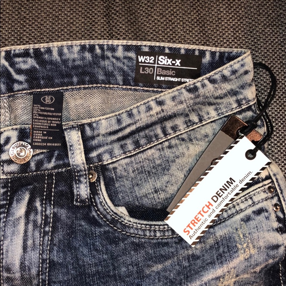 Jeans